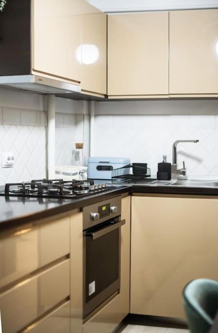 Central Oasis Apartment Bucharest Exterior photo